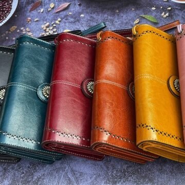 Beautiful RFID-Blocking Wallet - Genuine Leather